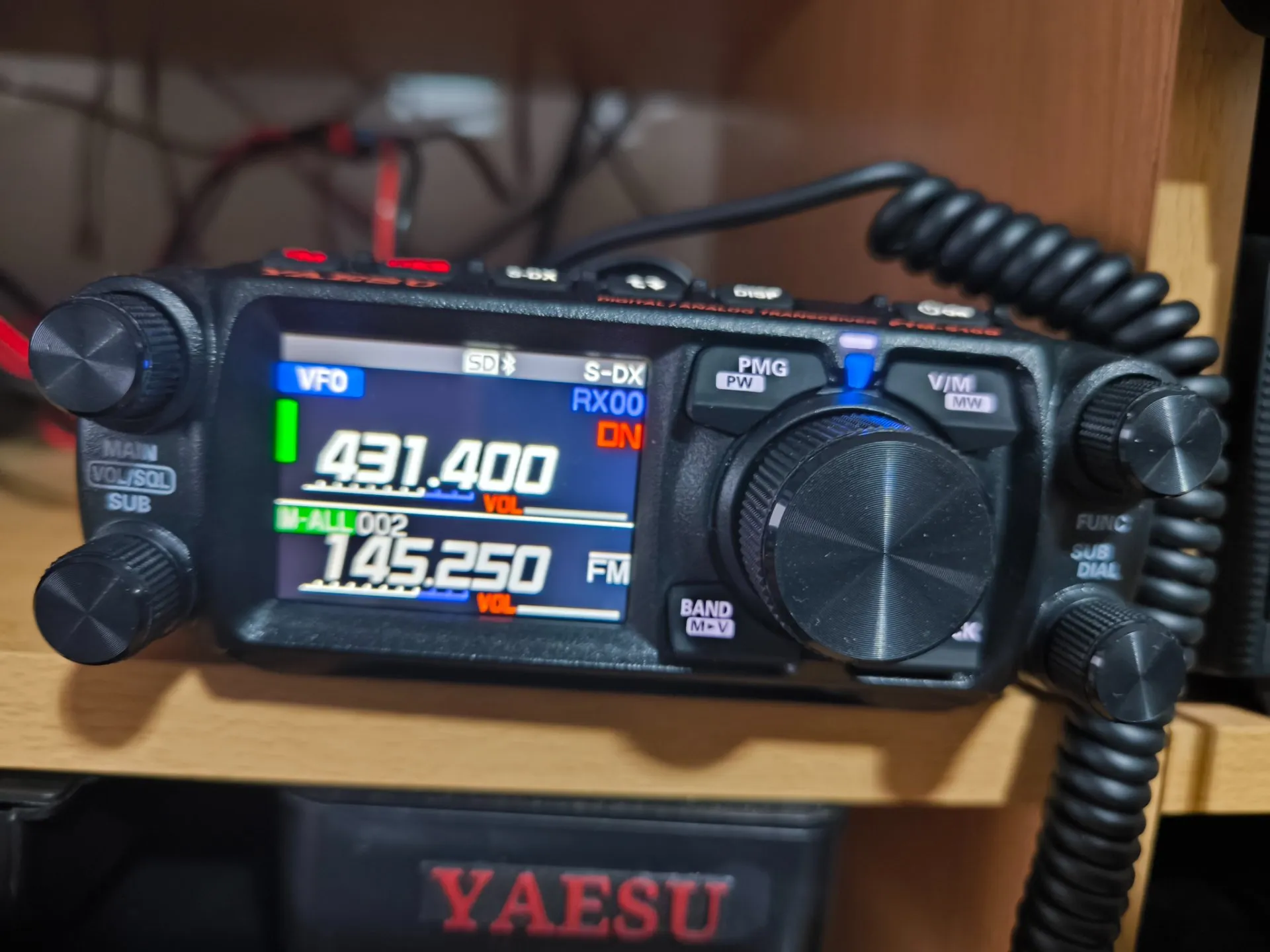 EMISORA YAESU FTM 510D DIGITAL C4FM