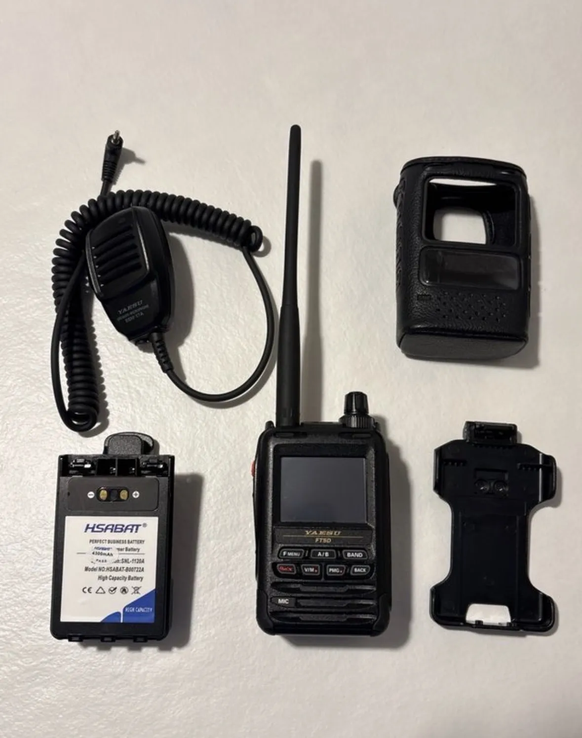 Yaesu FT5D C4FM Walkie Talkie
