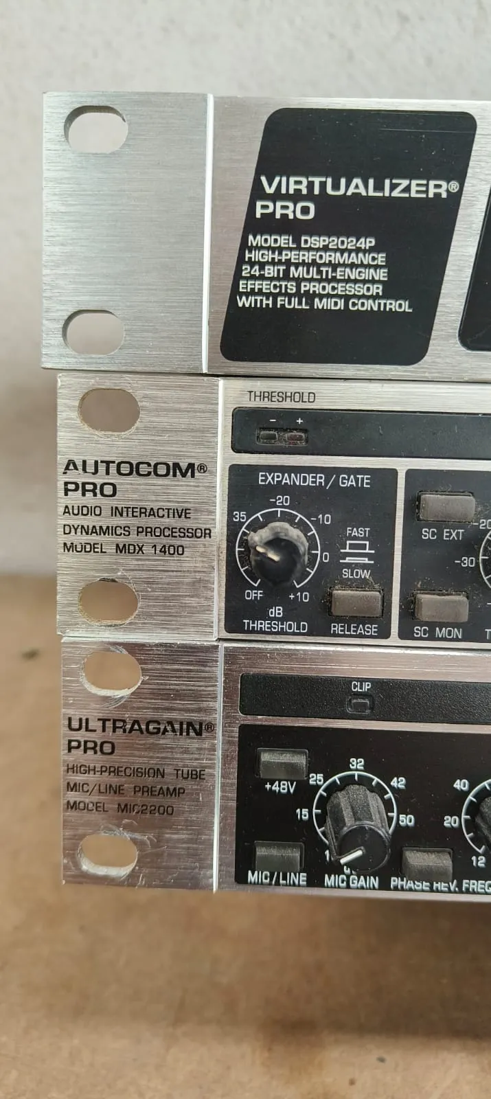 Modulos audio Behringer