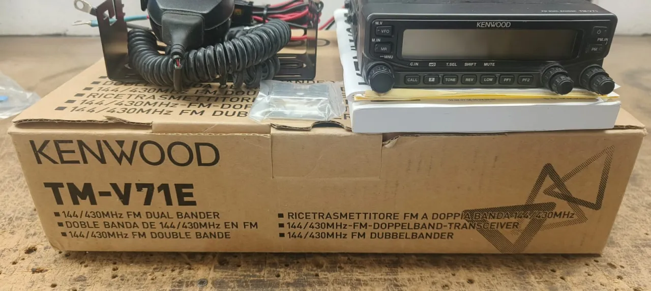 Kenwood TM-V71