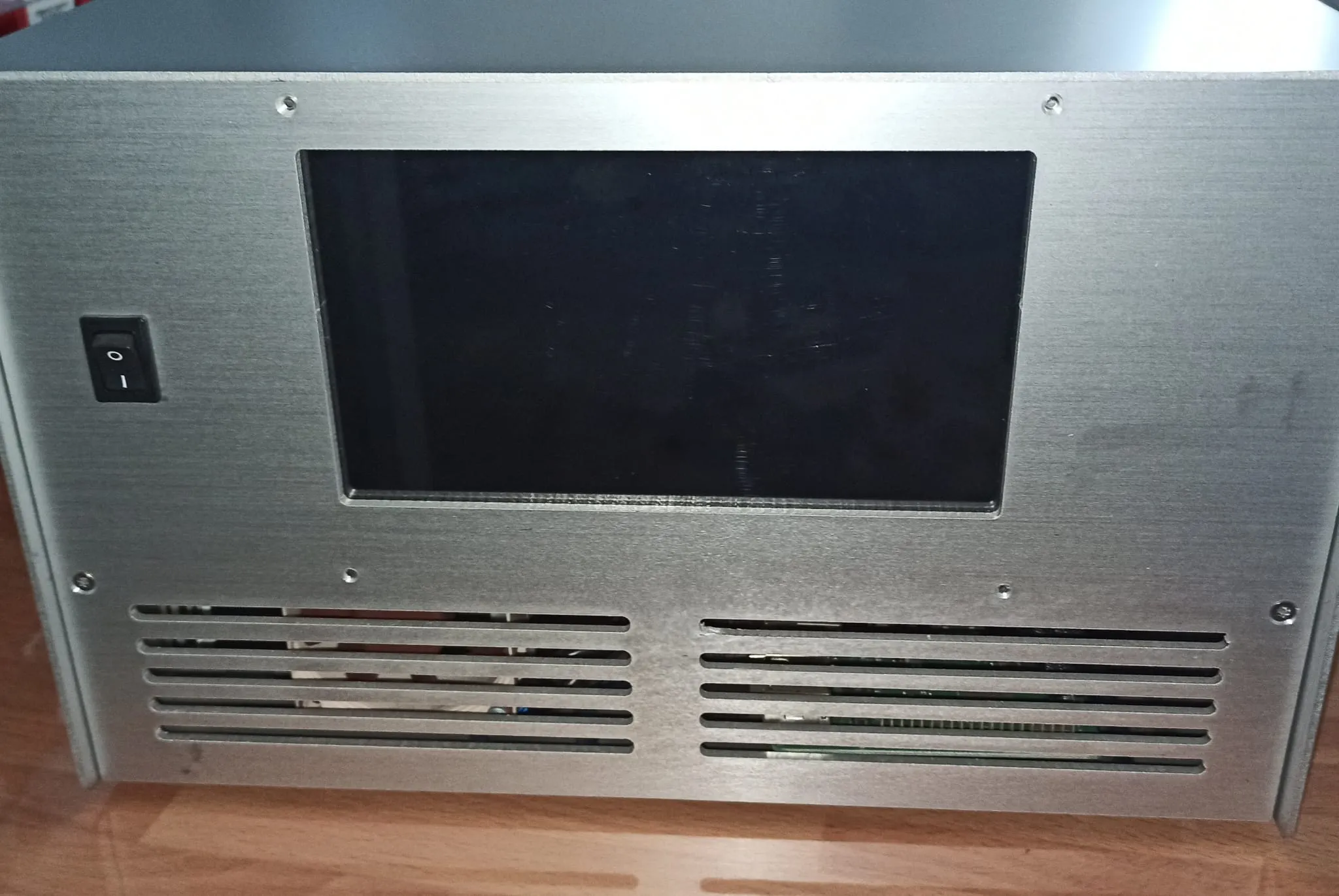 VENDO AMPLIFICADOR HF+6M TRANSISTORES