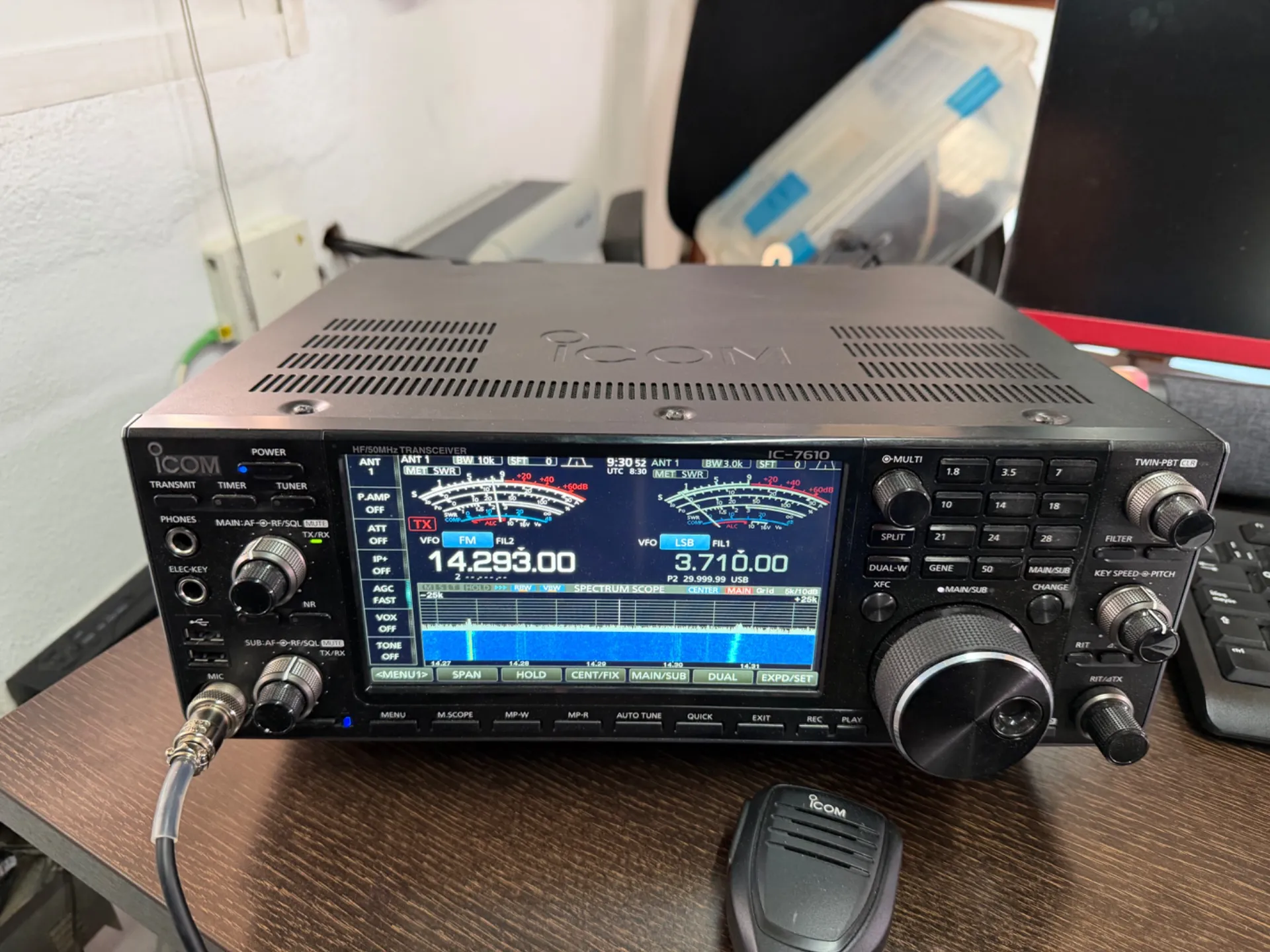 Icom 7610