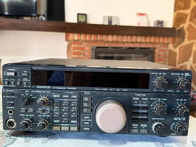 Kenwood TS-850 HF