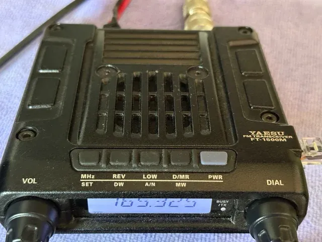 YAESU FT-1500M VHF