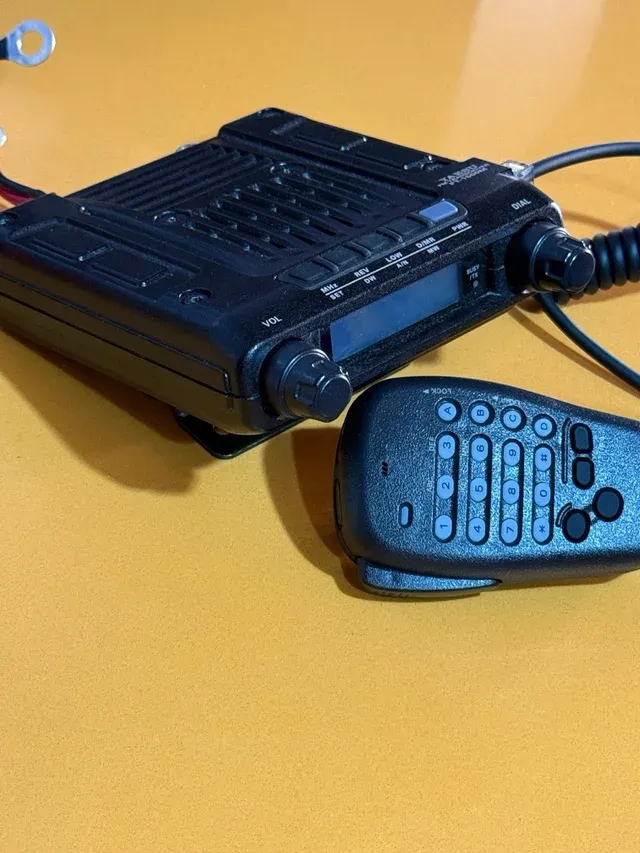 YAESU FT-1500M VHF