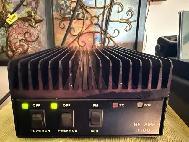 Amplificador UHF EA4BQN U/100P