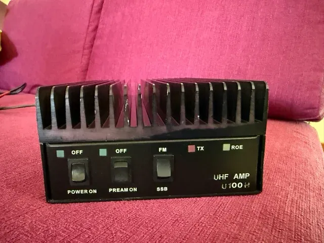 Amplificador UHF EA4BQN U/100P
